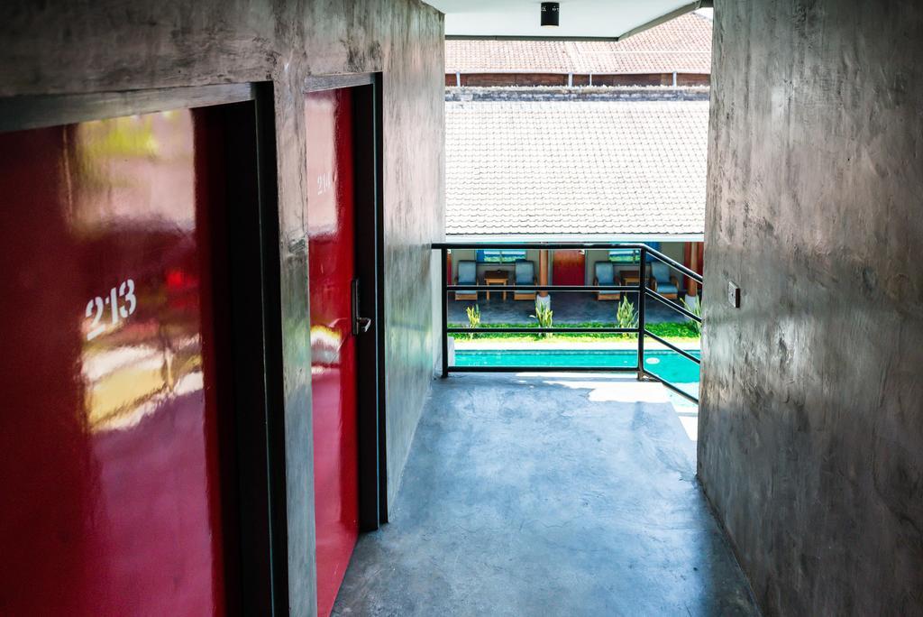 Kayun Hostel Legian Pokoj fotografie