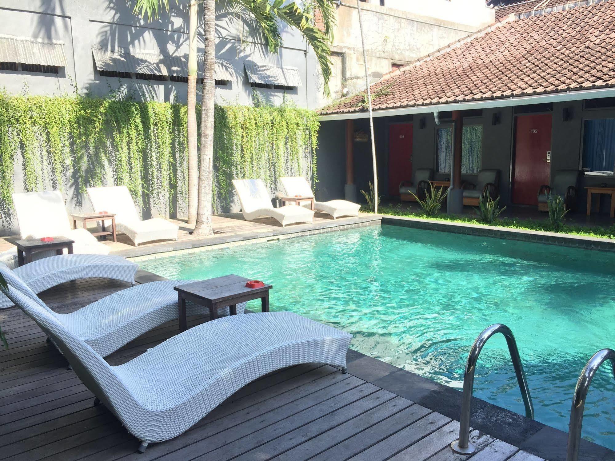 Kayun Hostel Legian Exteriér fotografie